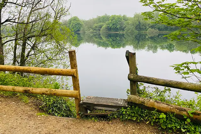 Neigh Bridge Country Park Walk, Gloucestershire