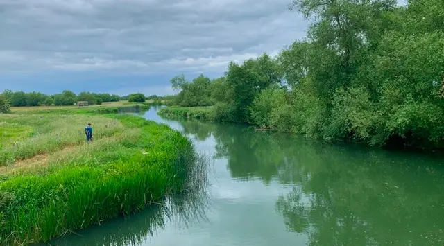 Oxfordshire walks - Chimney Meadows