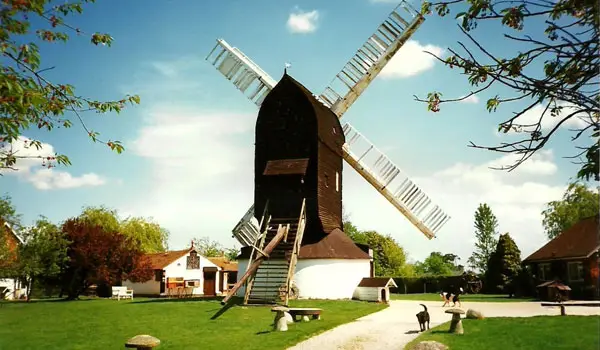 Outwood Common Walks, Surrey