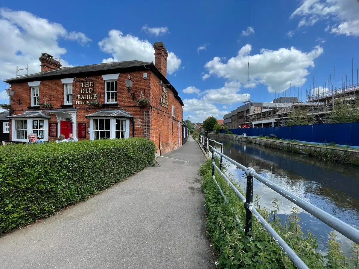 The Old Barge Pub Walk, Hertford - the pub